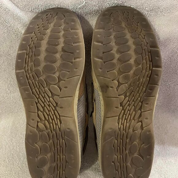 🐻Size 7.5 - Eastland - Tan Loafers - Picture 5 of 7